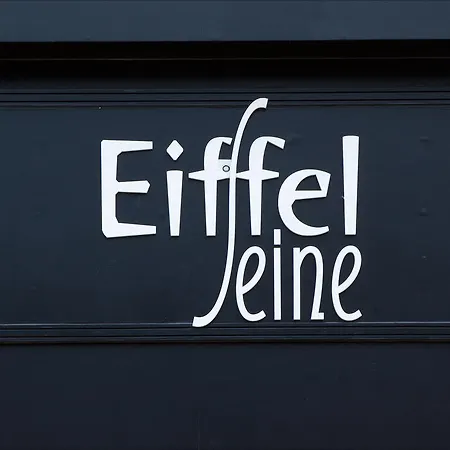 Hotel Eiffel Seine Parigi