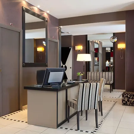 Eiffel Seine Hotel 3*