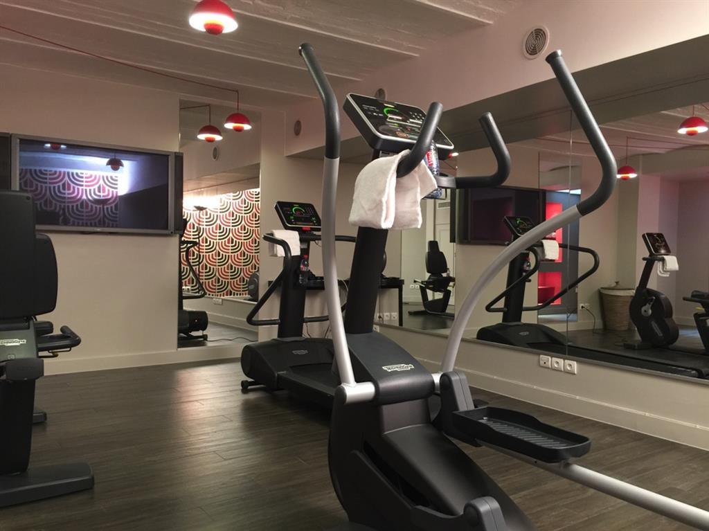 Eiffel Seine Hotel 3*